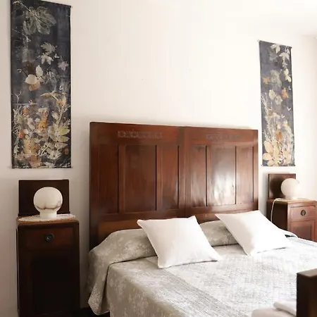 Escaia * Βολτέρρα